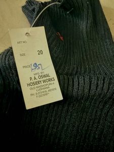 Black Ribbed Turtleneck Sweater inner for babies
