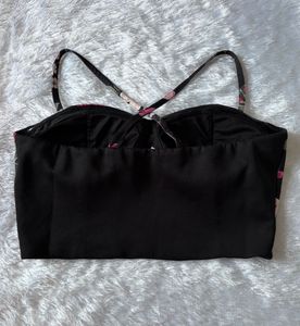 Ewa Young Black Floral Crop Top