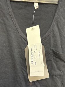 Black Sleeveless V-Neck Tank Top