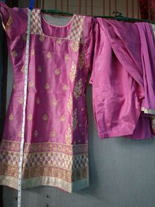 Onion Pink Kurta Set With Dupatta