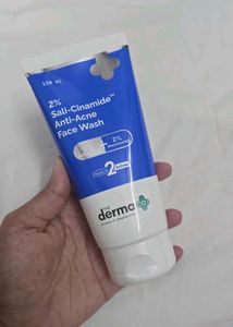 The Derma Co. 2% Sali-Cinnamide Face Wash