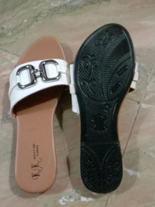 Women Flats &amp; Sandals