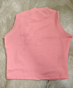 Brand New Sleevless Peach Crop Top S