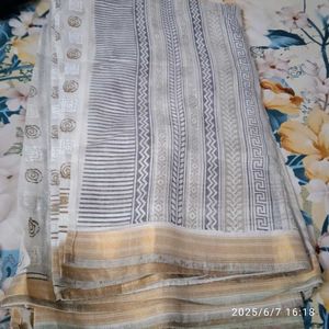 White &amp; Grey elegant saree