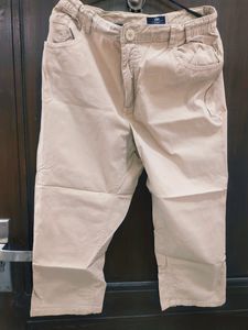 Cotton Cargo Capri Pants In very Good Conditon