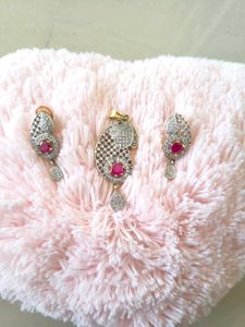 Exquisite Paisley Design Jewellery Set