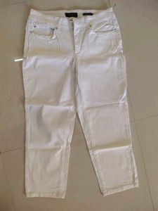Imported Charter Club White Capri