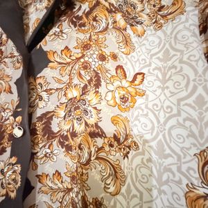 Vintage Floral Print Button-Up Shirt