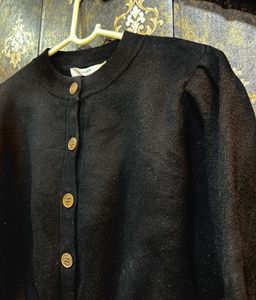 Elegant Black Knit Cardigan🖤🦋