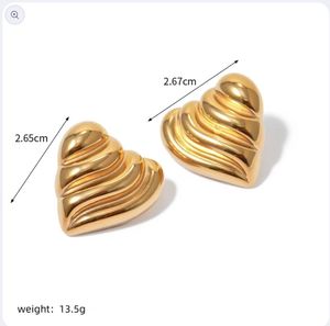 Chunky Lined Heart Studs Anti-tarnish