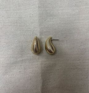 Pack of 10 Golden Earrings