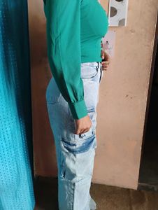 ✨🥀Size:-Xs, s, m Emerald Green Button-Up Top🥀✨