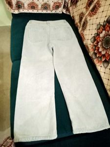 Highwaist straight wide leg jeans with formal top
