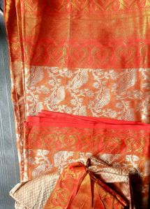 Kanjeevaram Style Silk Saree With Blouse