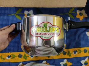 New  Pressure Cooker - 5 Litres