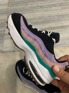 Nike girls sneakers