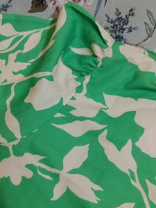 combo set of 4 shirt style tops