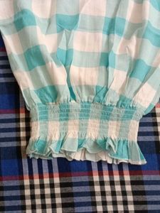 Cute Checked Top