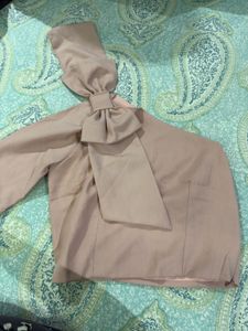 Chic Bow Detail Top