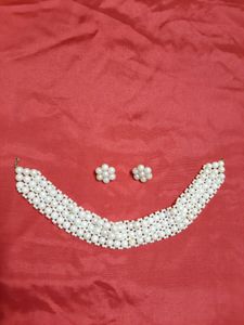 Beautiful Pearl  Choker Set