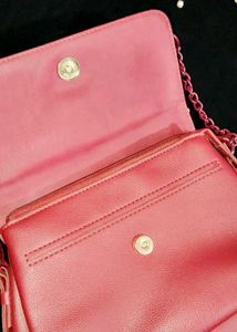 Chic Red Crossbody Handbag