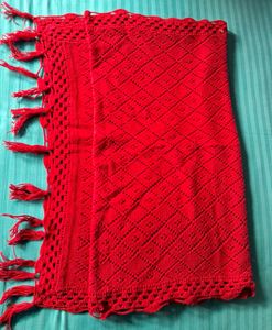 Red Woolen Slole