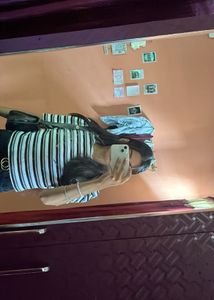 Chic Striped Sleeveless Top