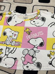 Peanuts Snoopy Graphic T-Shirt