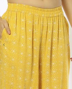 Avaasa mix n match women floral kurta with salwar