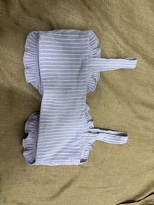 Cute Ruffled Lilac Sports Bra