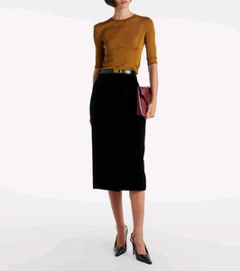 Chic Velvet Pencil Skirt Outfit