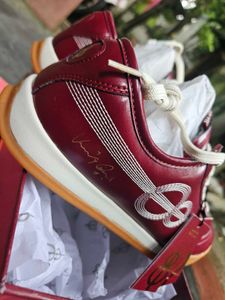 One8 Seam XVIII Signature in Resell