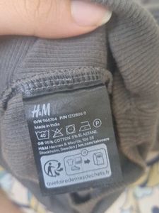 H&amp;M Ribbed Crew Neck T-Shirt