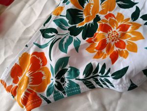🇨🇵Floral Print Briefs