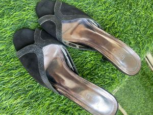 Stylish Black Slip-On Heels
