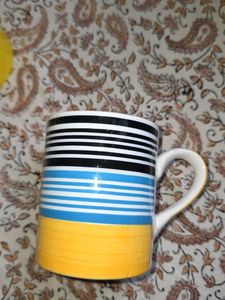 Fun Emoji &amp; Striped Mugs Set