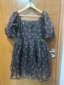 Chic Floral Puff Sleeve Mini Dress