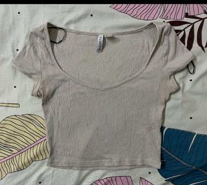 Ribbed Cropped Top