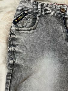 Stylish Grey Wash Denim Jeans