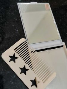 Aesthetic Mirror with Comb😍