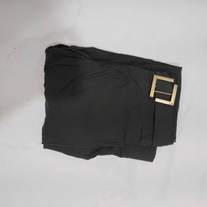 Chic Black Belted Pants