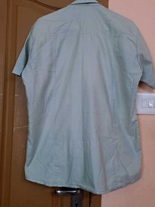 Light Green Short Sleeve Button-Up Shirt