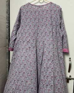 Elegant Grey &amp; Pink Block Print Kurti
