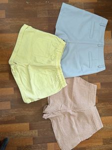 Bundle of 2 Women's summer Shorts