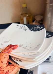Elegant Black &amp; White Dinnerware Set