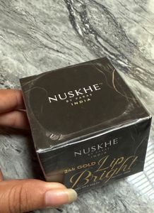 Nuske 24k Gold Lip Bright Mask