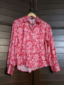 Vero Moda Vibrant Floral Print Button-Up Shirt