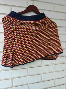 Chic Geometric Knit Mini Skirt