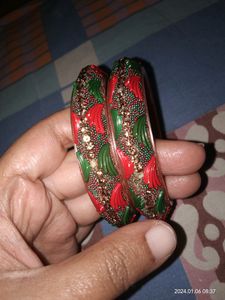 Plastic,  Lac Bangles