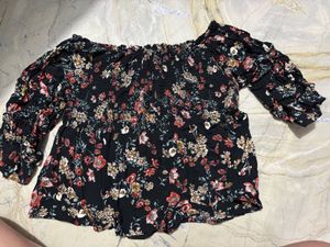Off-Shoulder Floral Print Top